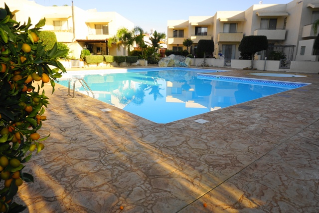 HL0322 – 2 Bedroom Apartment – Holiday Let – Kato Paphos