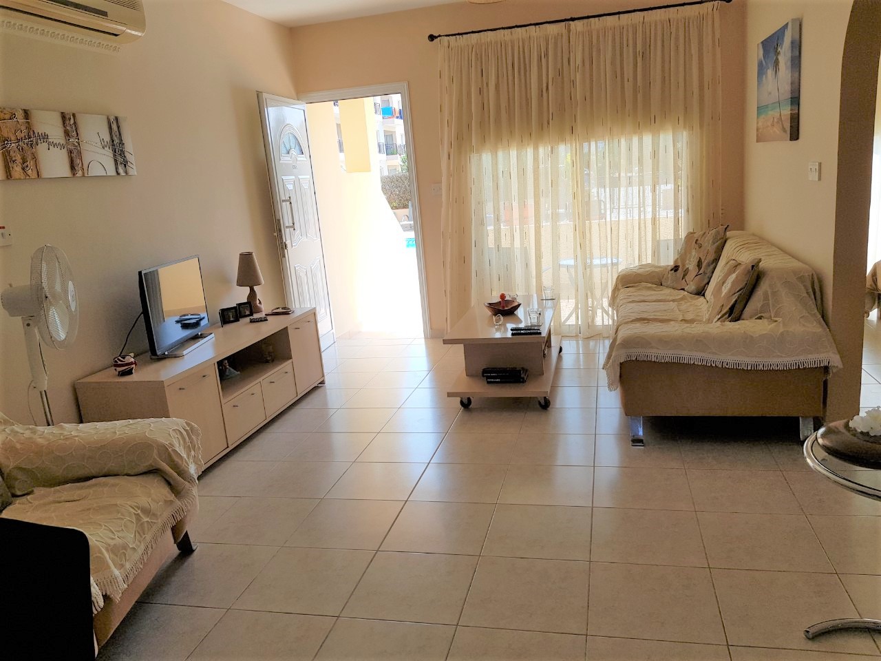 2 Bed Apartment – For Sale – Tomb Of The Kings – R0419