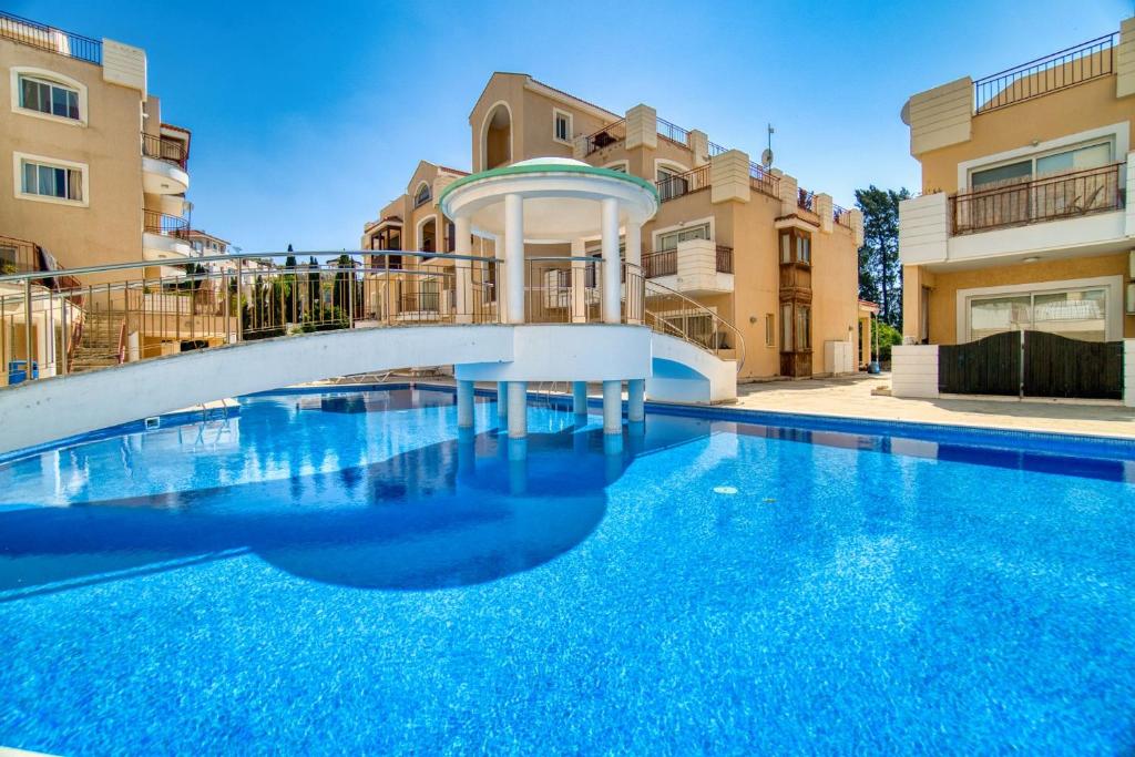 2 Bedroom apartment – Kato Paphos